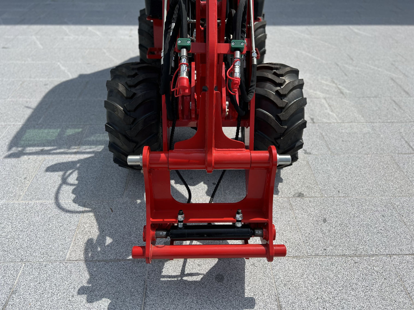 Kubota hydraulic yard loader with spacious cab - agricultura | GGM Tools