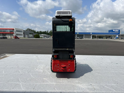 Kubota hydraulic yard loader with spacious cab - agricultura | GGM Tools
