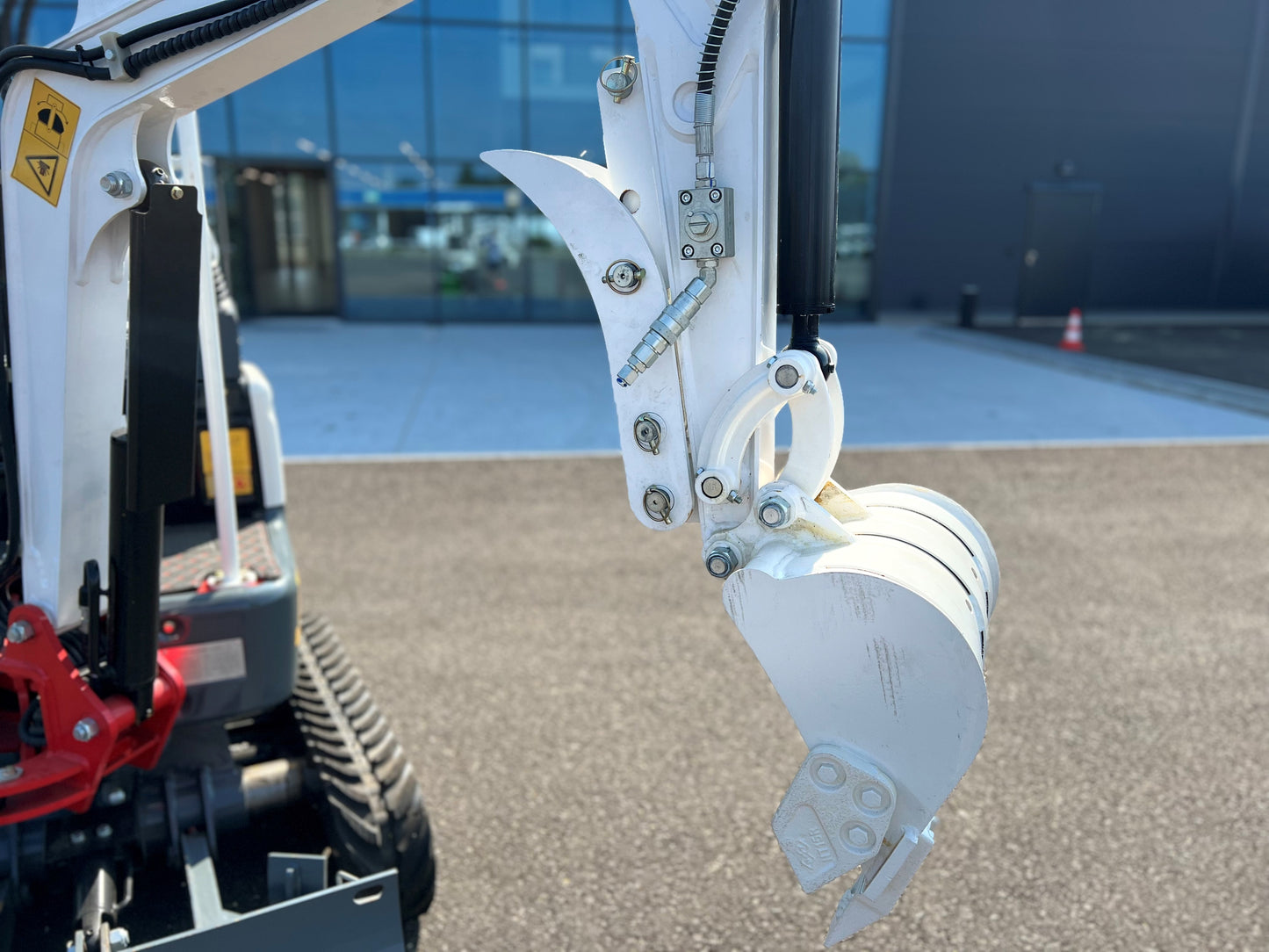 STARK ST13 Pro. Mini excavator diesel 12 HP - swivel arm - a | GGM Tools