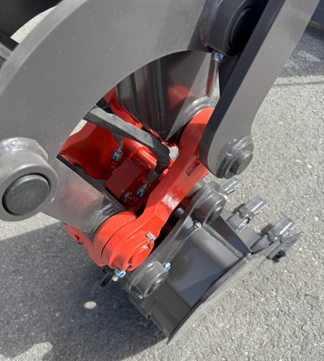 Wheel excavator 4100 kg - XN35LPRO Rhinoceros 3 cylinder Kub | GGM Tools