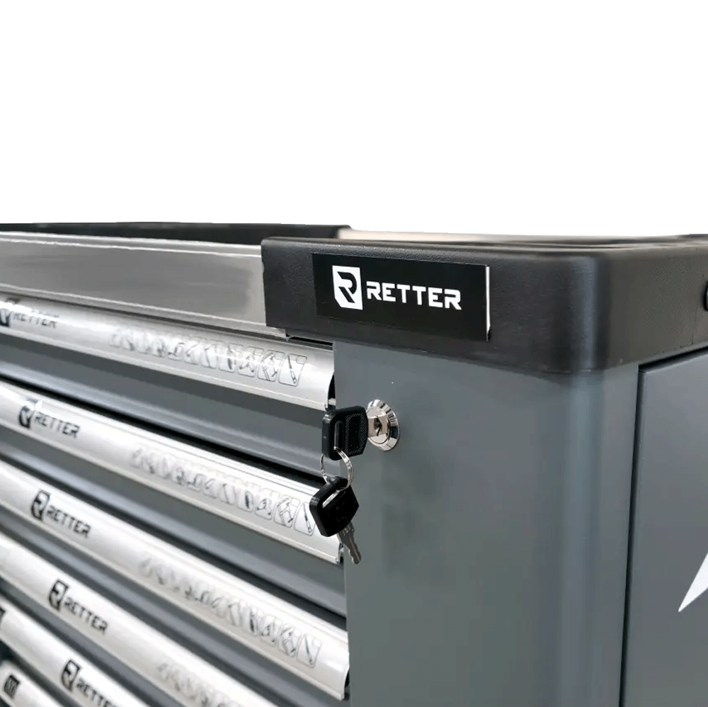 Retter R11 tool cabinet detail focusing on the central key lock mechanism mounted on the grey steel body.