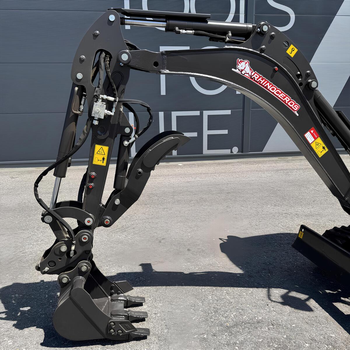 Rhinoceros XN18L diesel mini excavator - Kubota engine 16 HP | GGM Tools
