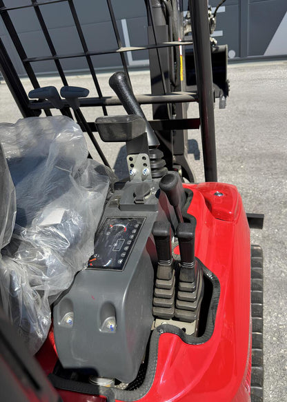 Rhinoceros XN18L diesel mini excavator - Kubota engine 16 HP | GGM Tools