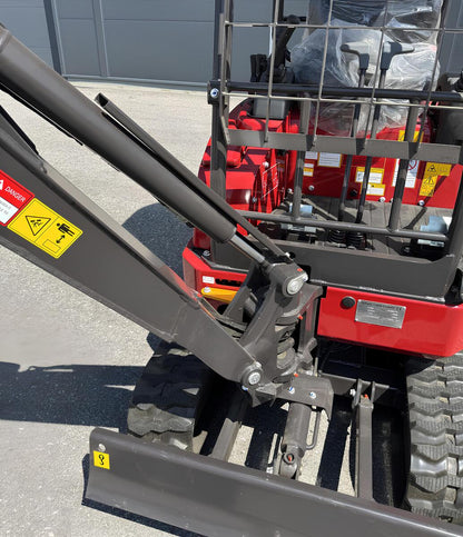 Rhinoceros XN18L diesel mini excavator - Kubota engine 16 HP | GGM Tools