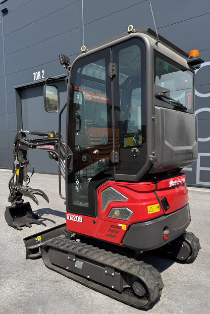 Rhinoceros XN20B diesel mini excavator with cab and adjustab | GGM Tools