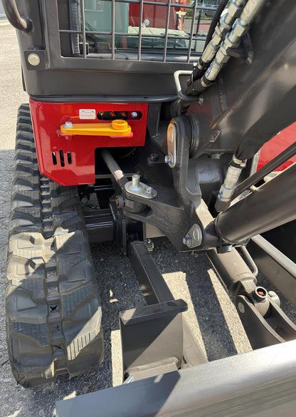 Rhinoceros XN20B diesel mini excavator with cab and adjustab | GGM Tools